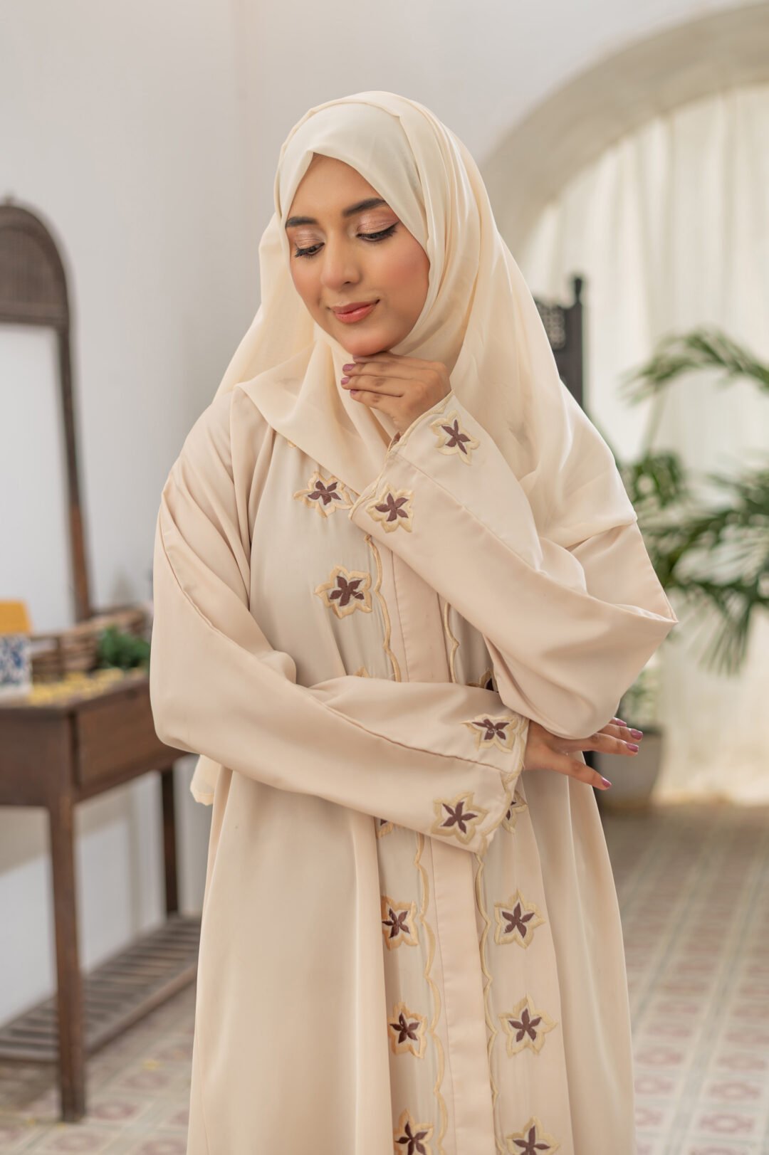 Farah Abaya - Image 4