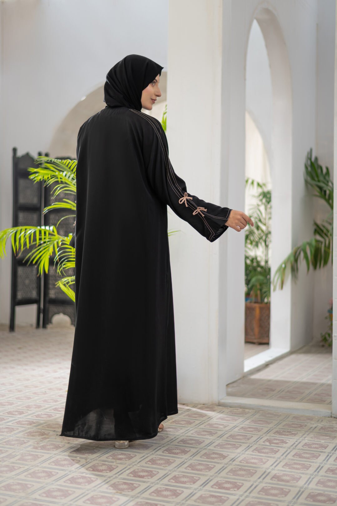Salma Abaya - Image 7