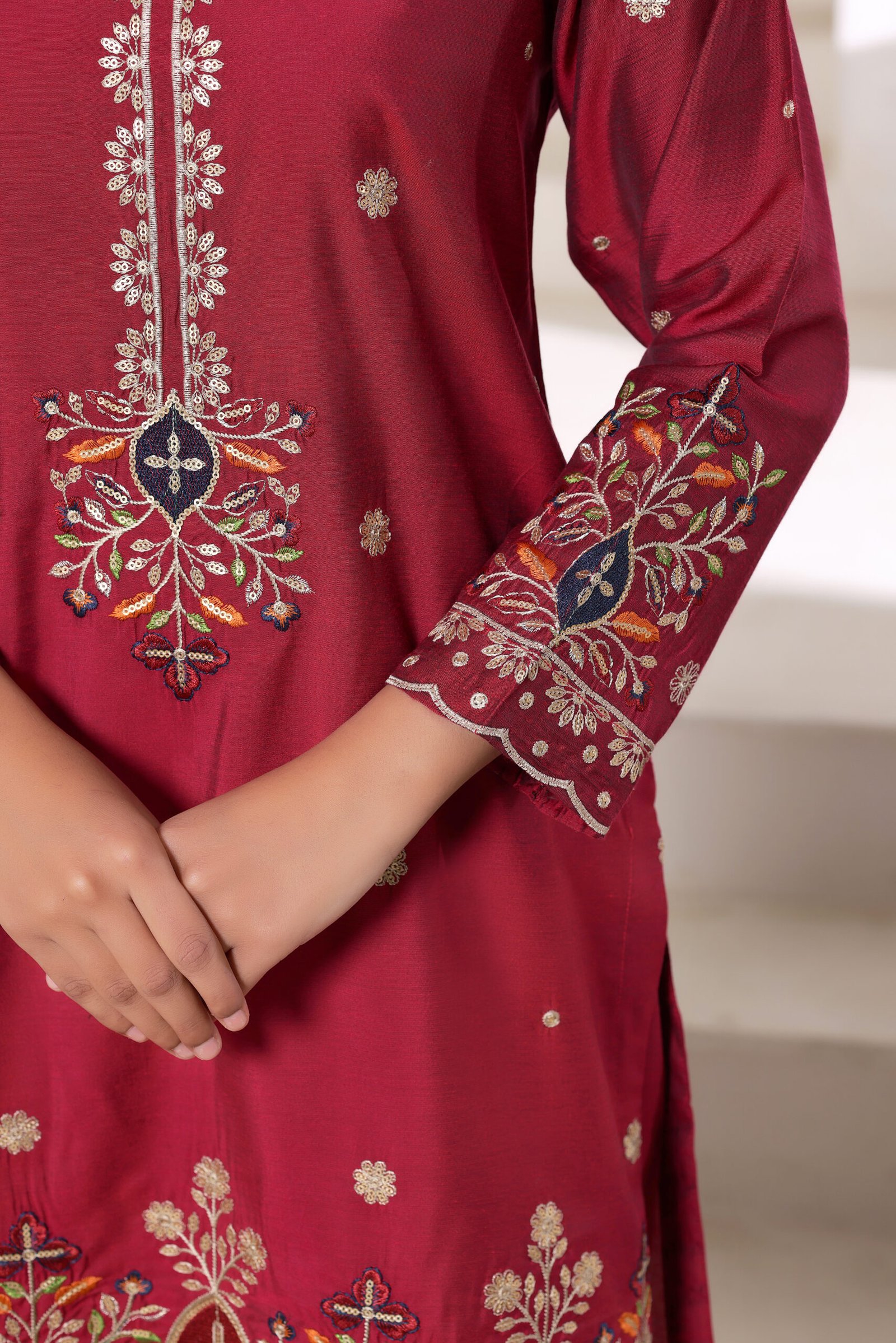 3 Pcs Embroidered Suit (stiched) - Image 5