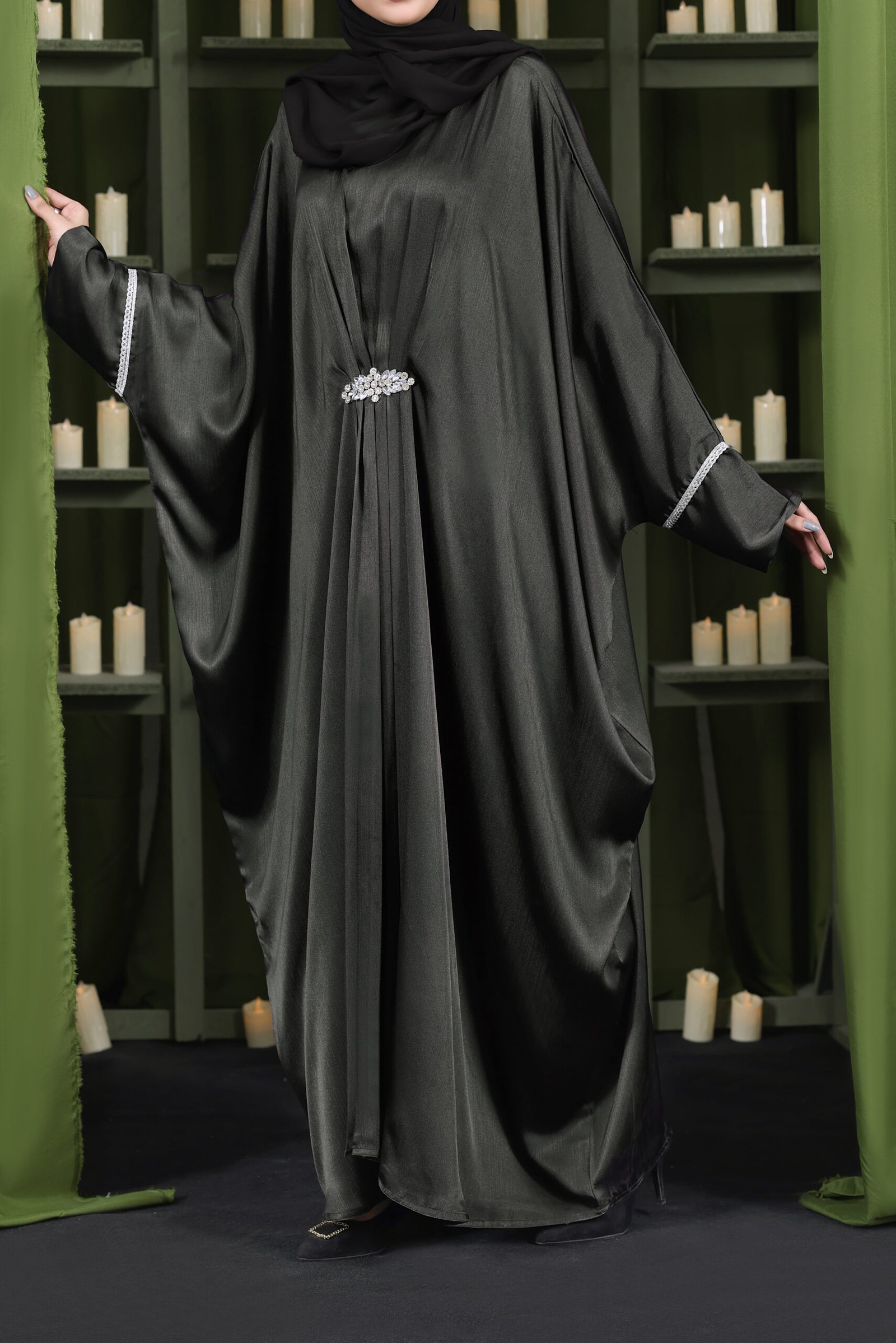 Shimmering Dusk Abaya - Image 6