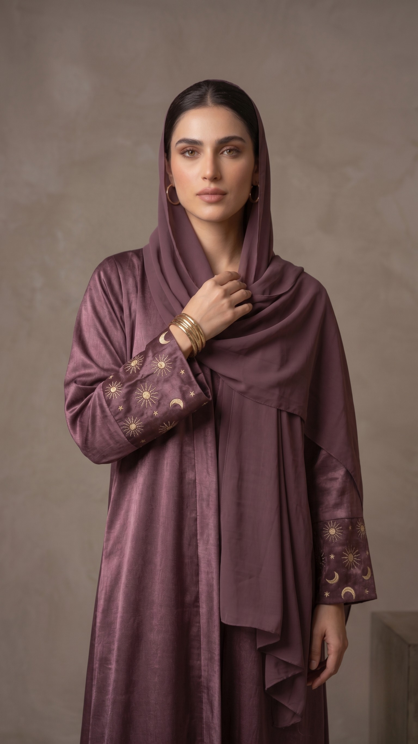 Starlight Cuff Abaya - Image 3